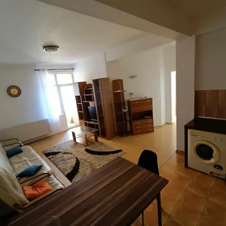 Apartment Secret House *